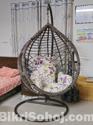 Hanging swing Chair